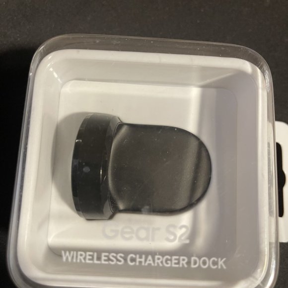 Genuine Samsung Gear S2 Wireless Charging Dock w/ Cable in BOX - Picture 5 of 9